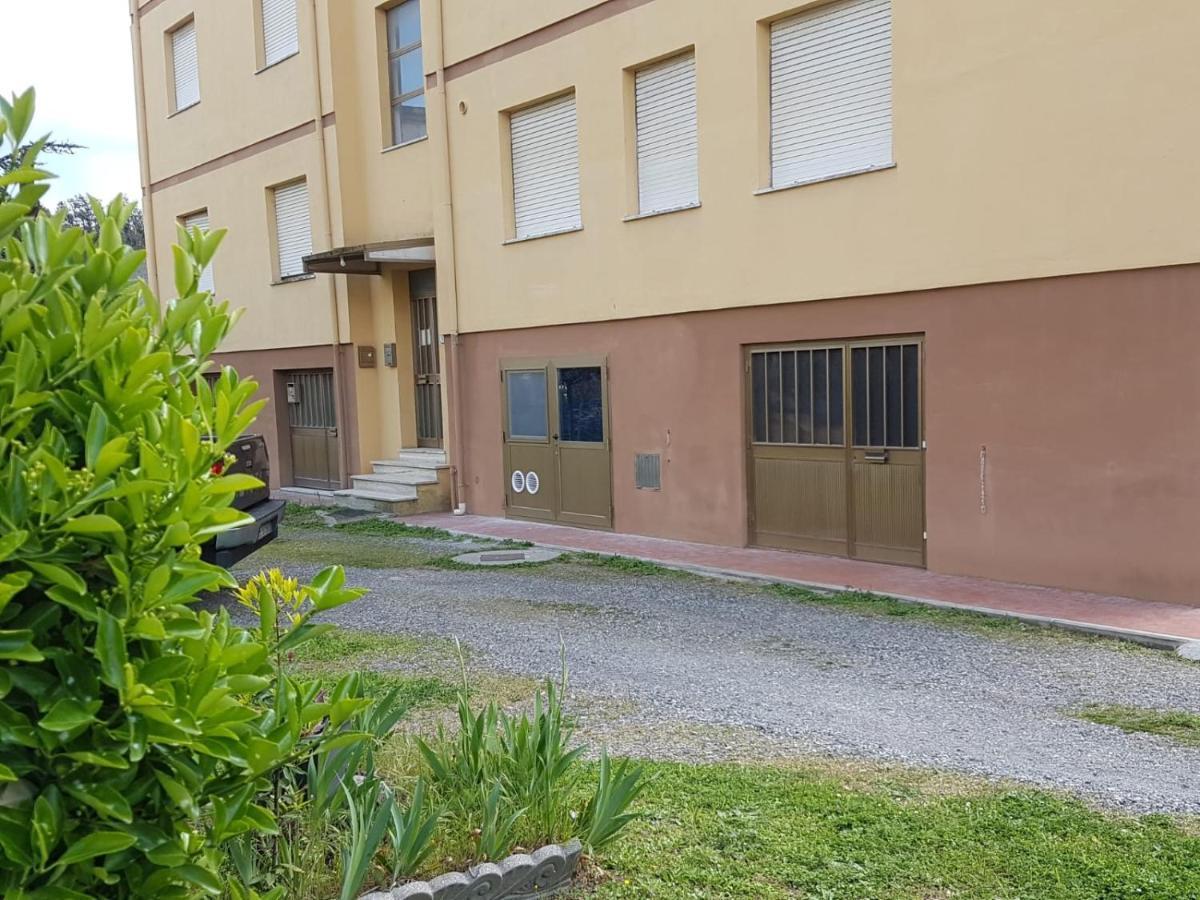 Sole...Mare...E...Spiaggie Bianche! Apartment Vada Exterior photo